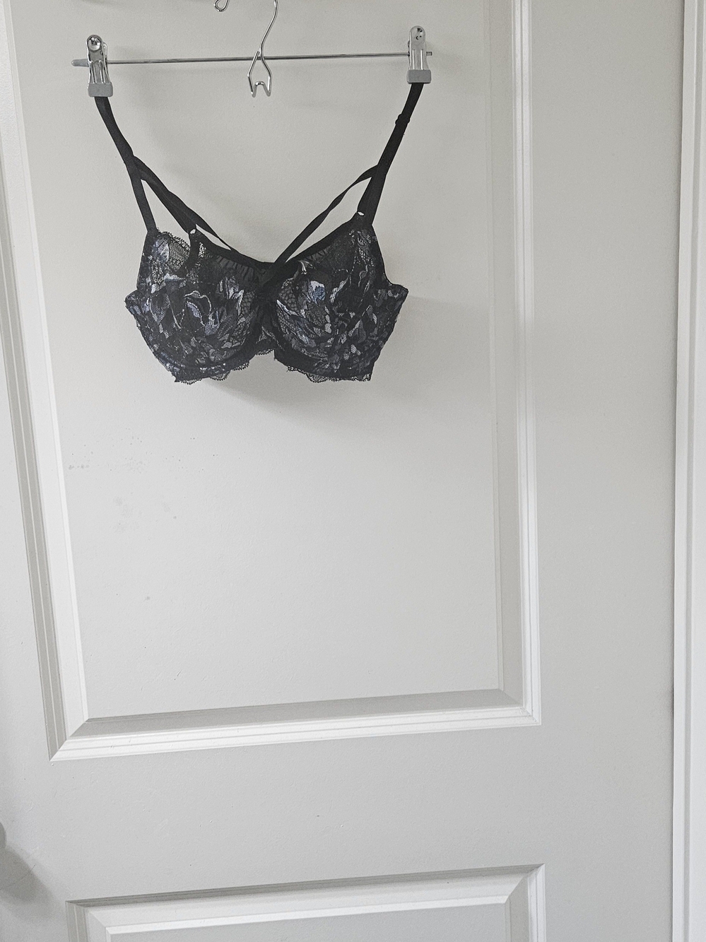 Cosabella Black Lace Underwire Bra with Blue Floral Embroidery - Picture 4 of 13
